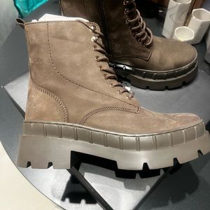 Vince Camuto Combat boots